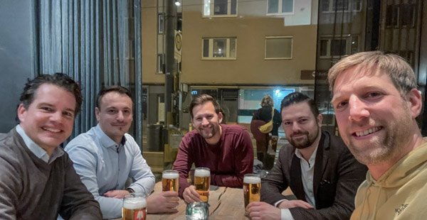 mesakumo und Merz beim Abendessen