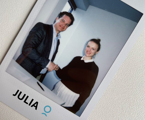 Julia startet bei mesakumo